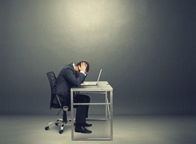 遇到哪几种别轻易离职的情况呢?(图1) 遇到哪几种别轻易离职的情况呢?(图1)